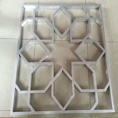 氟碳雕花铝单板